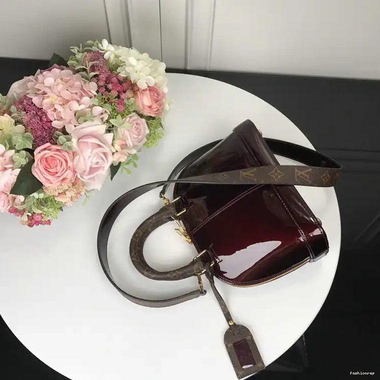 Fashionrepsfam ru Bags 19T1L0241 LV 0714